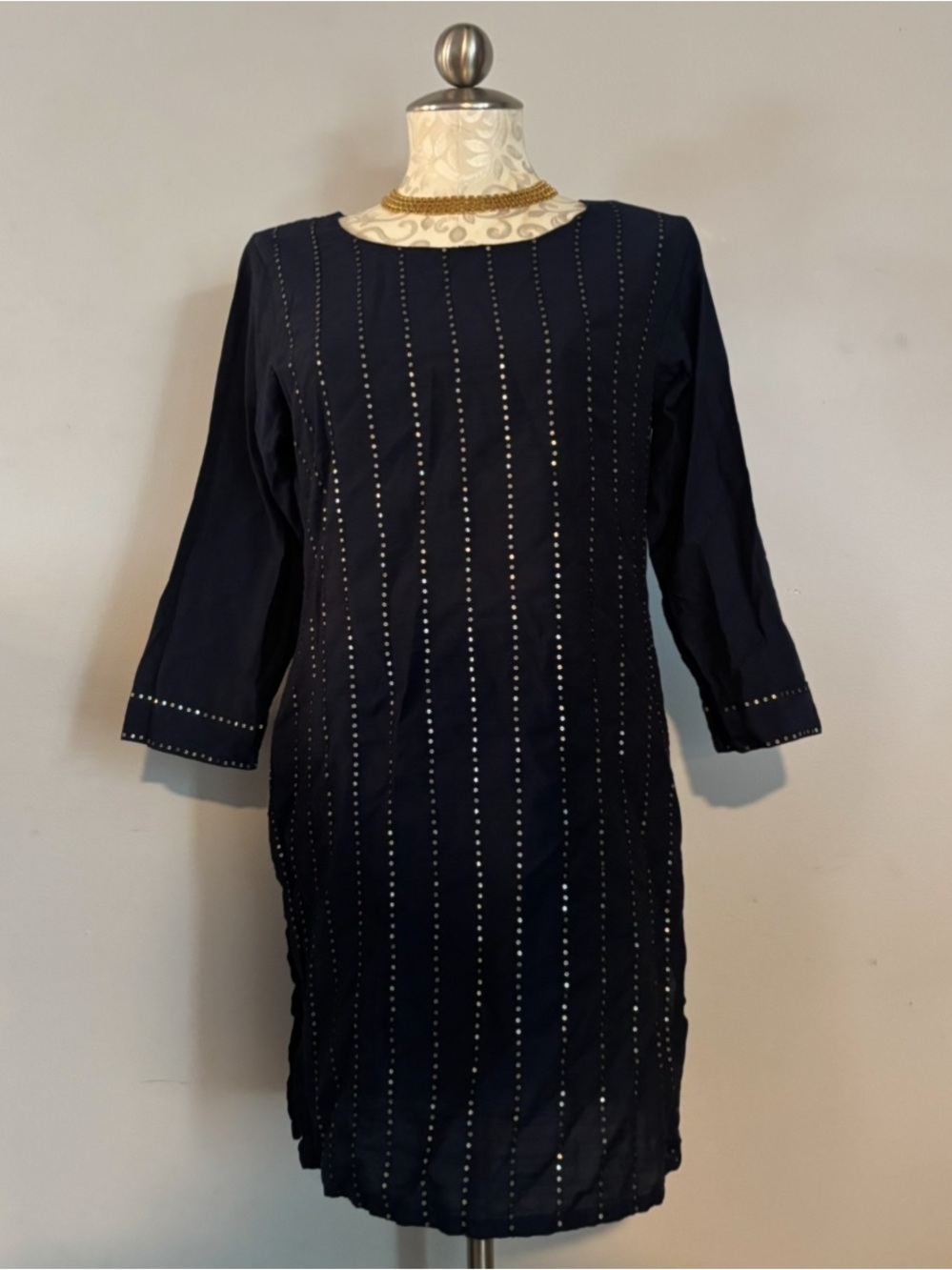 LF LA FillE Navy Sleeve Shift Dress Size XL.  #A